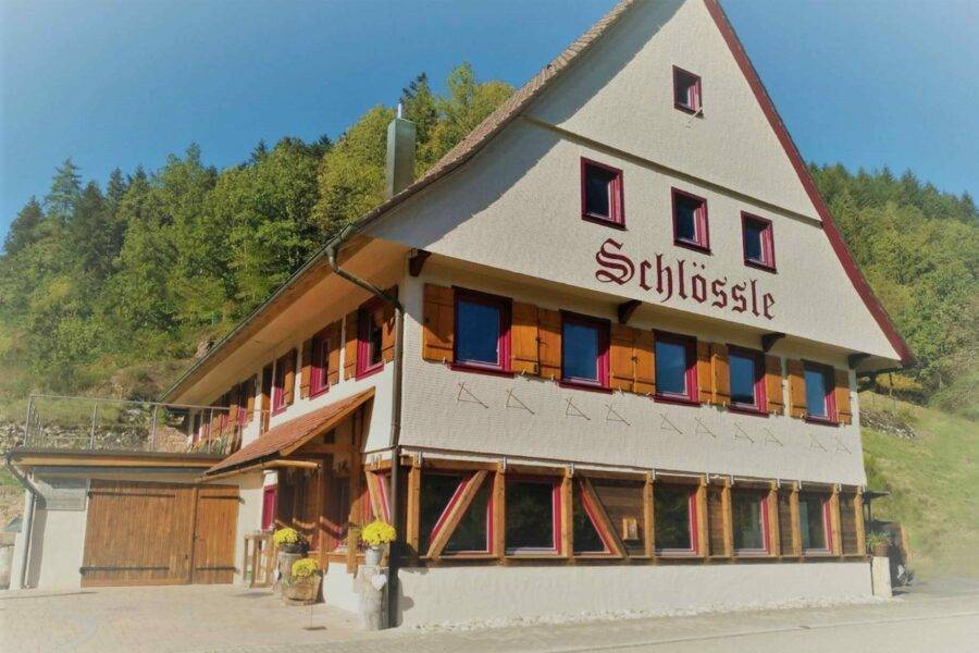 Außenansicht auf unser Gruppenhaus Schlössle im Schwarzwald