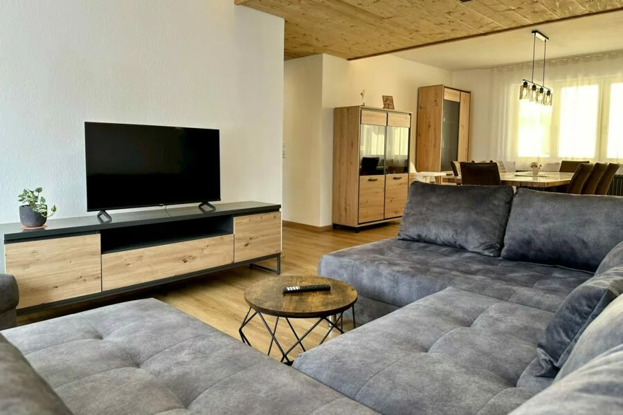 Wohn- und Essbereich der Ferienwohnung Kinzig-Chalet