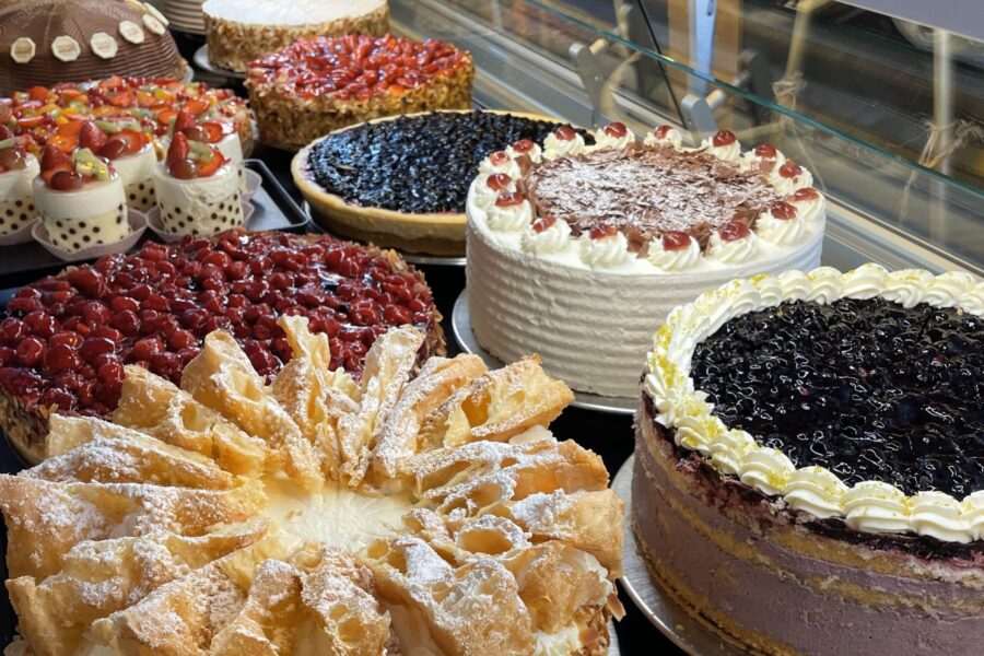 Die Café Am Kloster Konditorei in Alpirsbach | Schwarzwald Kuchen